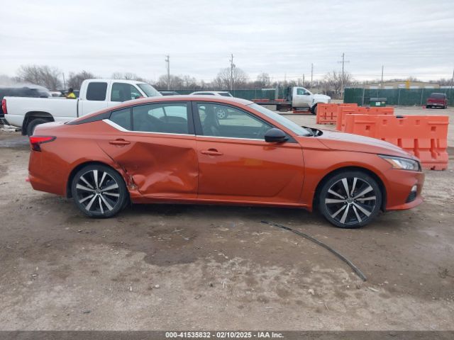 1N4BL4CV9NN360687 Nissan Altima Sr Fwd