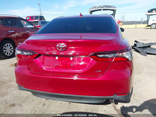 4T1C11AK1NU660558 Toyota CAMRY LE