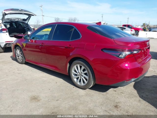 4T1C11AK1NU660558 Toyota CAMRY LE
