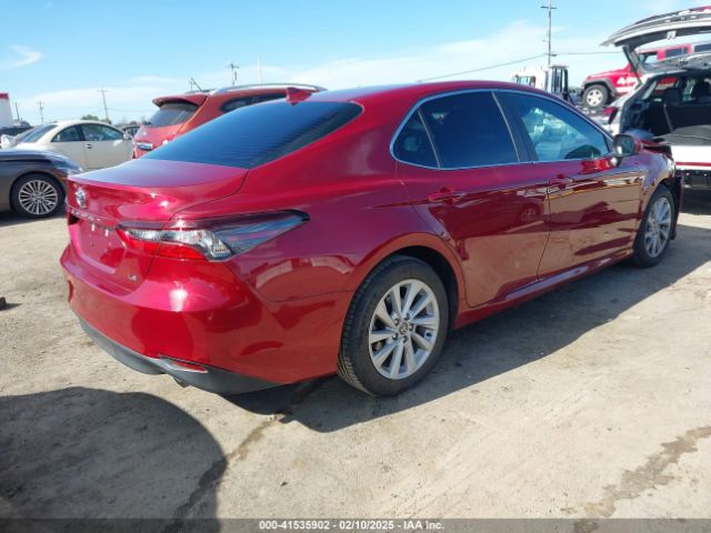 4T1C11AK1NU660558 Toyota CAMRY LE