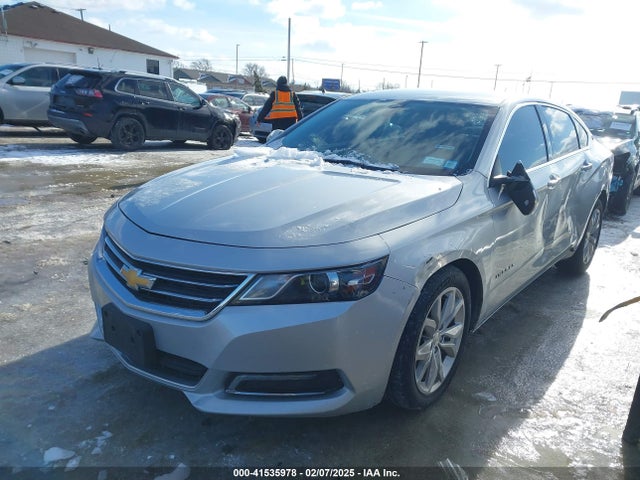 Chevrolet IMPALA 1LT 2018 1G1105SAXJU144147 Image 2