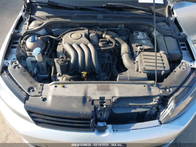 3VW1K7AJ6EM380462 Volkswagen Jetta 2.0l S
