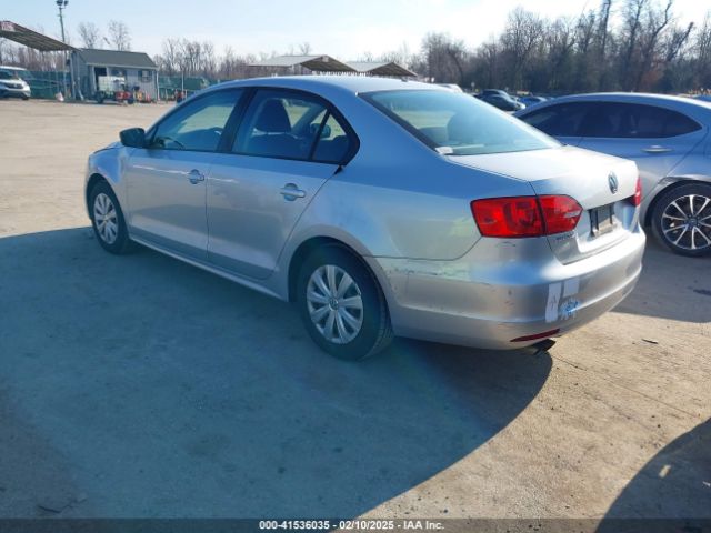3VW1K7AJ6EM380462 Volkswagen Jetta 2.0l S