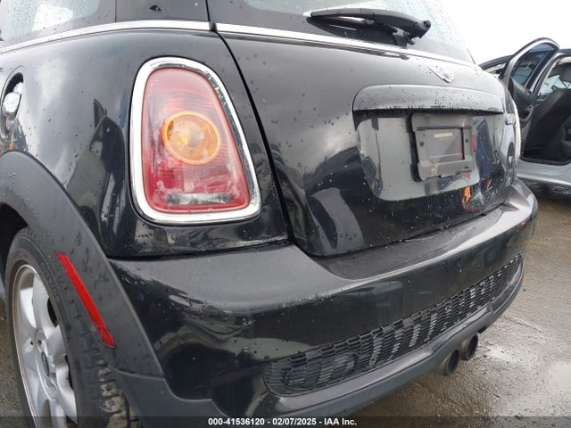 2010 MINI COOPER S WMWMF7C55ATZ72075 Photo 5