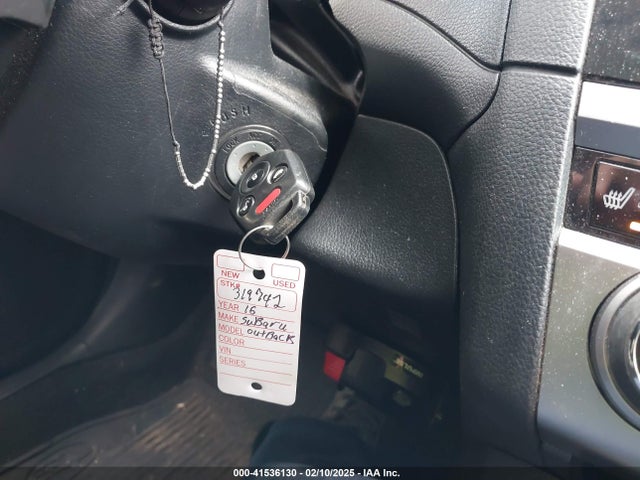 Subaru Outback 2.5i Premium 2015 4S4BSAFC8F3319742 Image 11