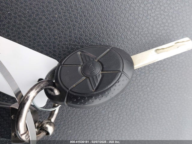 2005 MINI COOPER S WMWRE33455TD94318 Photo 10