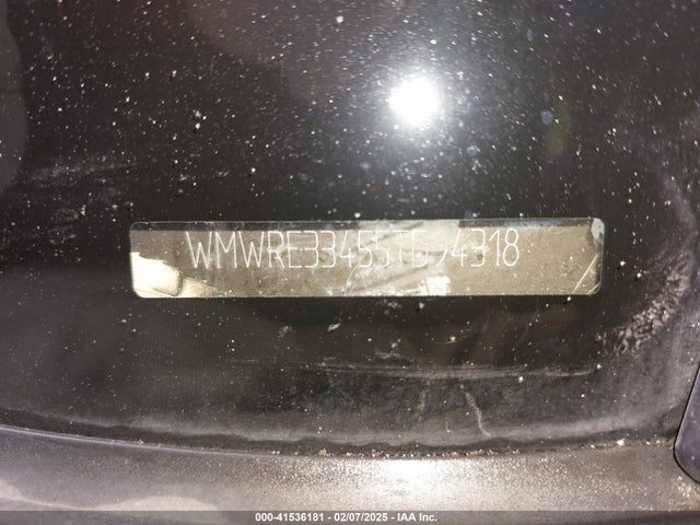 2005 MINI COOPER S WMWRE33455TD94318 Photo 8