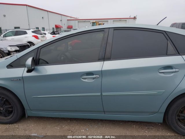 JTDKN3DU5E1737883 Toyota Prius