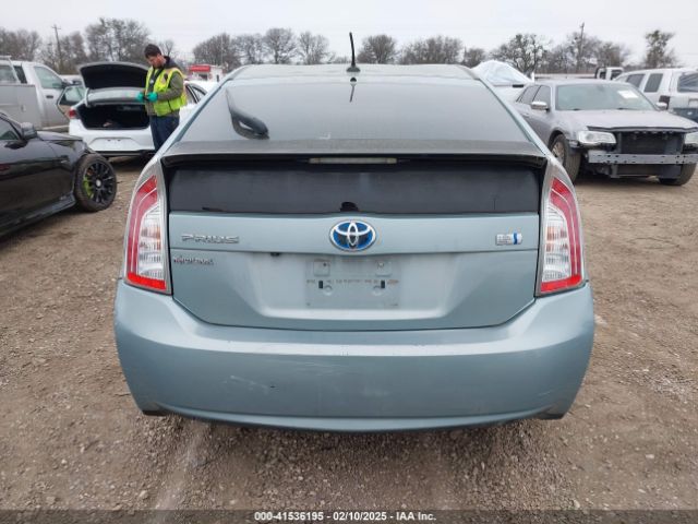 JTDKN3DU5E1737883 Toyota Prius
