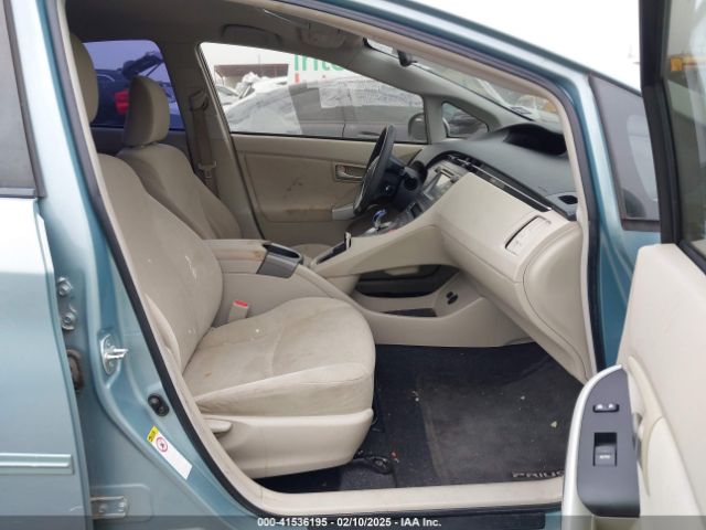 JTDKN3DU5E1737883 Toyota Prius