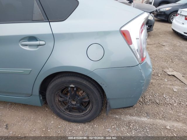 JTDKN3DU5E1737883 Toyota Prius