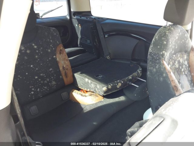 2013 MINI CLUBMAN WMWZF3C56DT489410 Photo 7