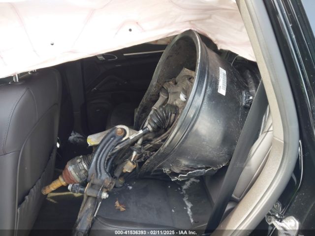 WP1AA2A24HKA81855 Porsche Cayenne Platinum Edition