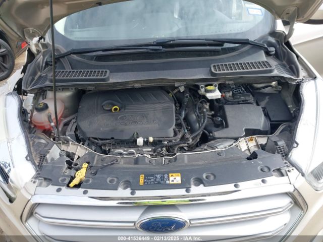 1FMCU0HDXJUB85706 Ford ESCAPE SEL