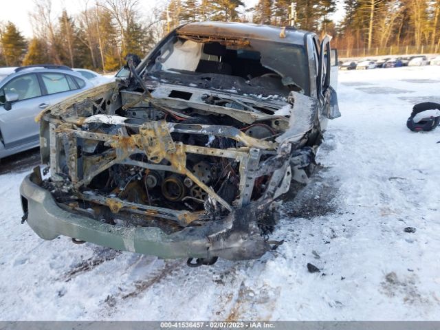 1GCVKREC3HZ307273 Chevrolet Silverado 1500 1lt