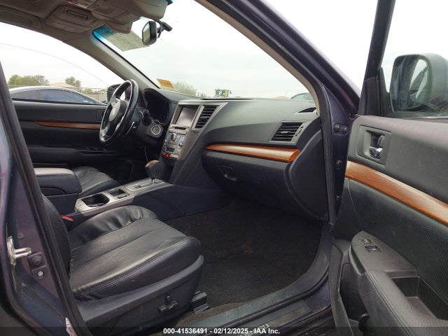 Subaru Outback 2.5i Limited 2014 4S4BRCNC7E3236522 Image 5