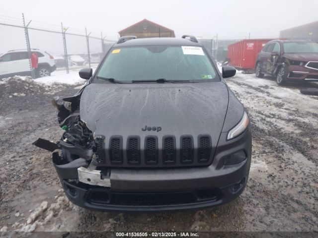 1C4PJMCX1JD579246 Jeep Cherokee Latitude 4x4