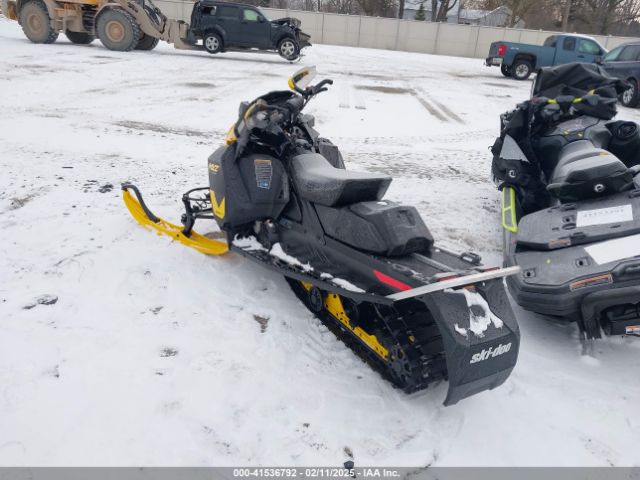 2024 SKI-DOO MX Z 600 2BPSBPRAXRV000265 Photo 2