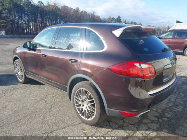 2014 PORSCHE CAYENNE WP1AA2A28ELA90418 Photo 2