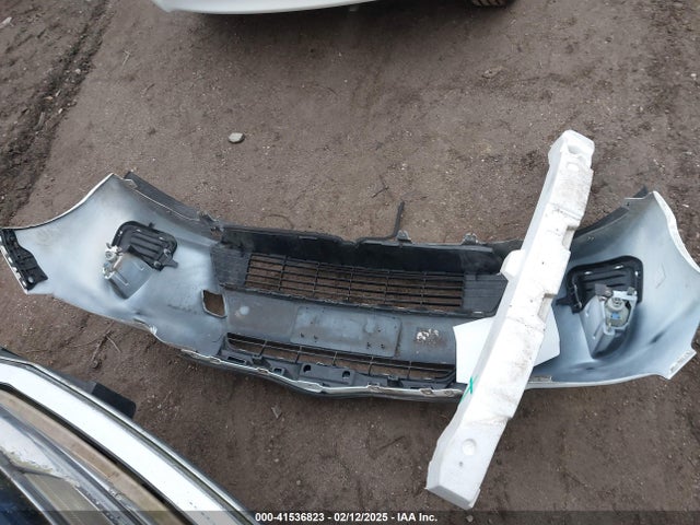 41536823 :رقم المزاد ، JTDKDTB30C1520414 vin ، 2012 Toyota Prius C Three مزاد بيع