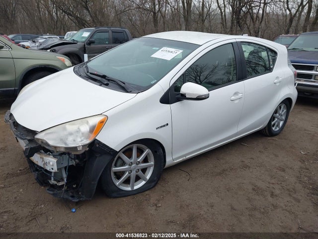 41536823 :رقم المزاد ، JTDKDTB30C1520414 vin ، 2012 Toyota Prius C Three مزاد بيع