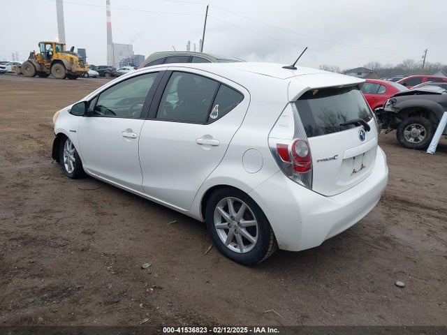 41536823 :رقم المزاد ، JTDKDTB30C1520414 vin ، 2012 Toyota Prius C Three مزاد بيع