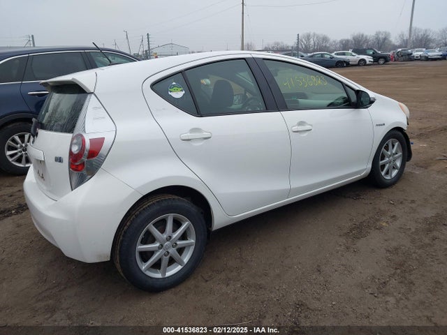 41536823 :رقم المزاد ، JTDKDTB30C1520414 vin ، 2012 Toyota Prius C Three مزاد بيع