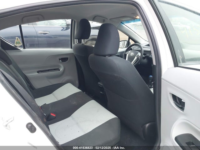 41536823 :رقم المزاد ، JTDKDTB30C1520414 vin ، 2012 Toyota Prius C Three مزاد بيع