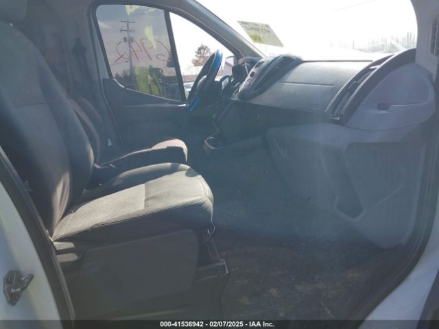 1FTYR1ZM6JKB38135 Ford Transit-250
