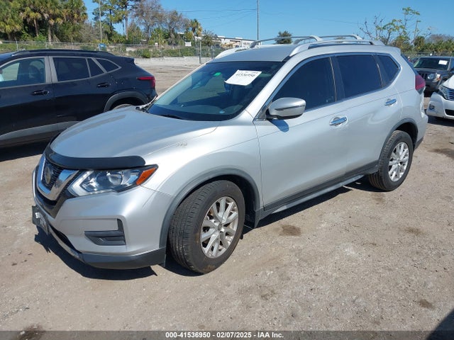 Nissan ROGUE SV 2019 JN8AT2MTXKW250166 Image 2
