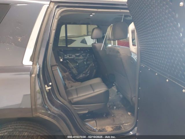 1GNLCDECXHR228908 Chevrolet Tahoe Commercial Fleet