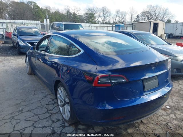 2019 TESLA MODEL 3 5YJ3E1EB5KF365471 Photo 2