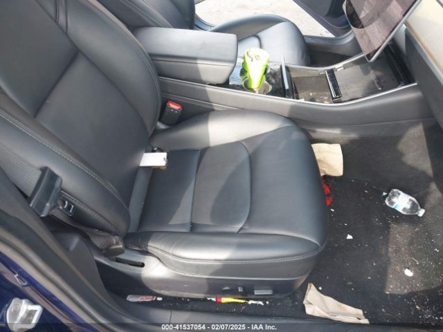 2019 TESLA MODEL 3 5YJ3E1EB5KF365471 Photo 4