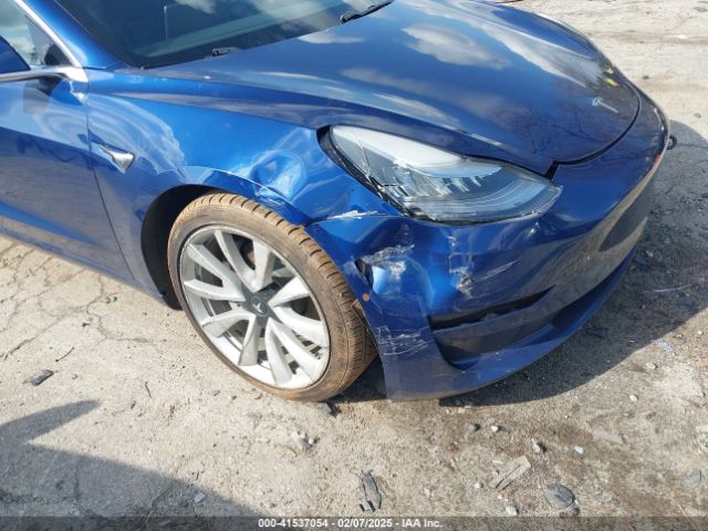 2019 TESLA MODEL 3 5YJ3E1EB5KF365471 Photo 5