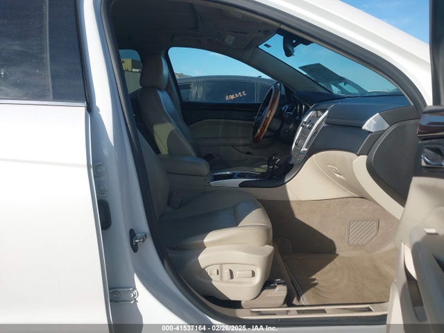 2011 CADILLAC SRX 3GYFNFEY8BS548380 Photo 4