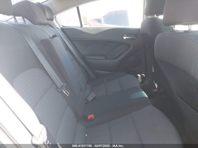 KIA FORTE LX 2016 KNAFX4A69G5523270 Image 8