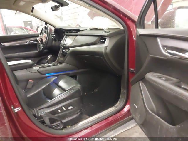 2017 CADILLAC XT5 1GYKNDRS4HZ257413 Photo 4