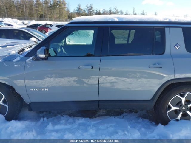 7PDSGABA6PN017830 Rivian R1s Adventure