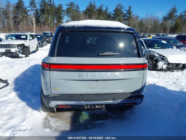 7PDSGABA6PN017830 Rivian R1s Adventure