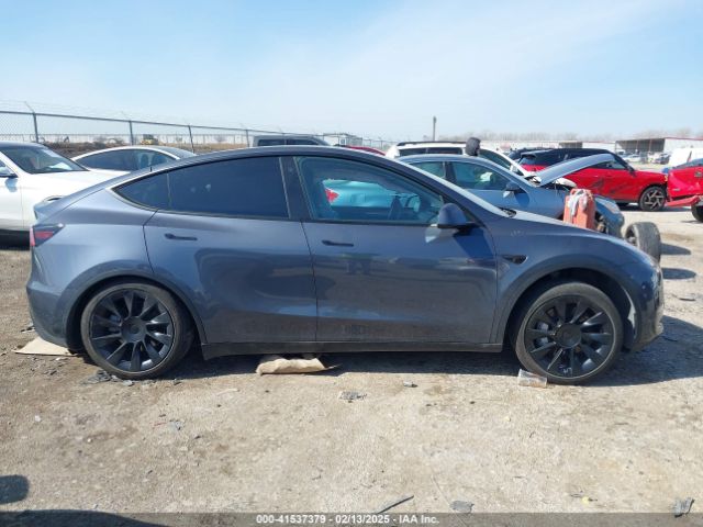 7SAYGDEE1PA099398 Tesla Model Y