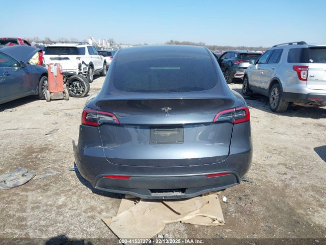 7SAYGDEE1PA099398 Tesla Model Y