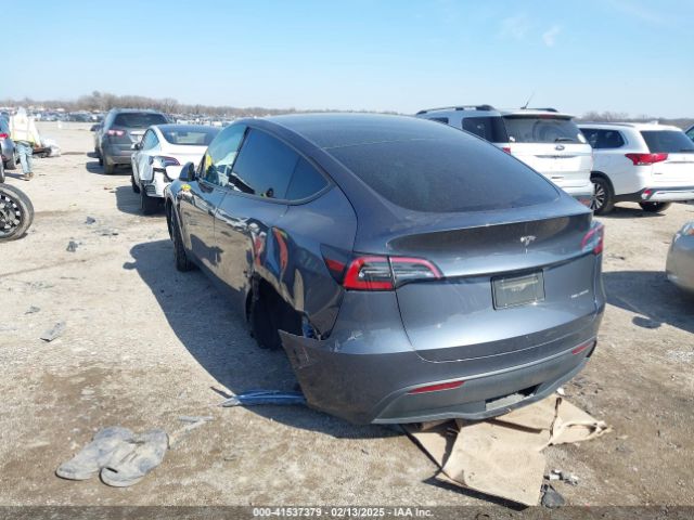 7SAYGDEE1PA099398 Tesla Model Y