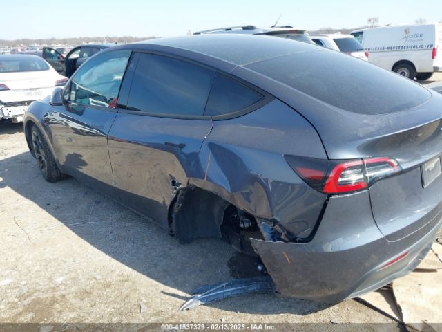 7SAYGDEE1PA099398 Tesla Model Y