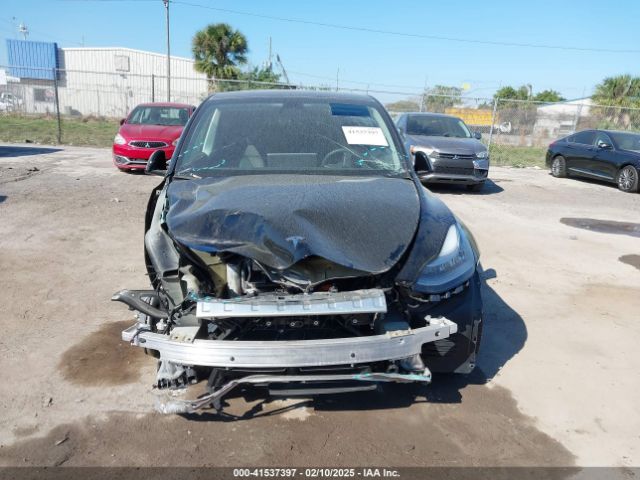 7SAYGDEE6NF313947 Tesla Model Y Long Range Dual Motor All-wheel Drive
