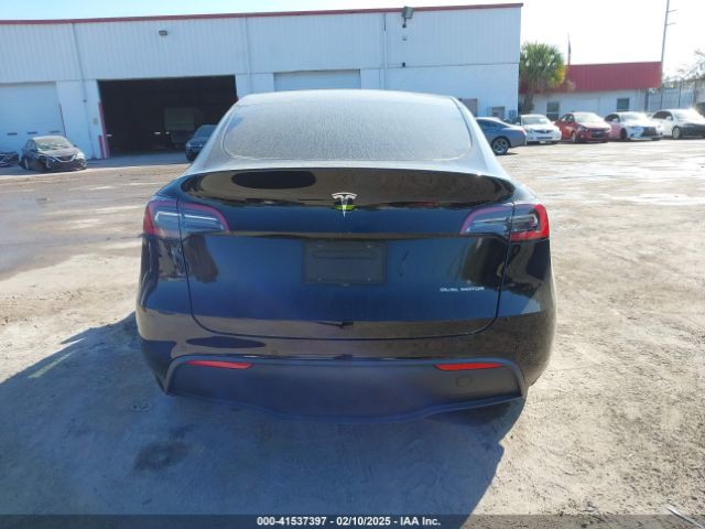 7SAYGDEE6NF313947 Tesla Model Y Long Range Dual Motor All-wheel Drive