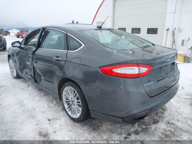 3FA6P0T96FR270834 Ford FUSION SE