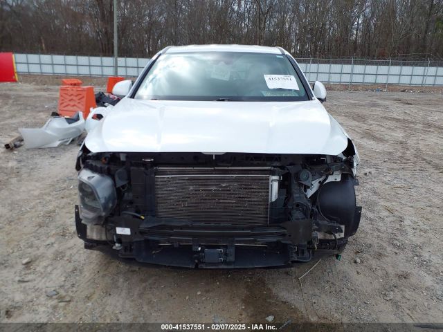 5NMS23AD2KH060533 Hyundai Santa Fe Se