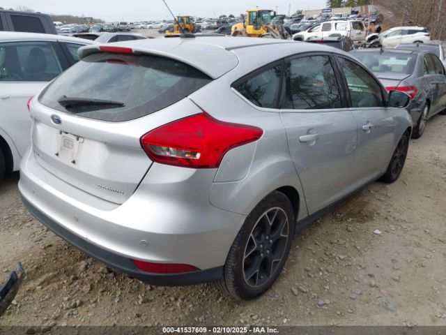 1FADP3N24HL251256 Ford Focus Titanium