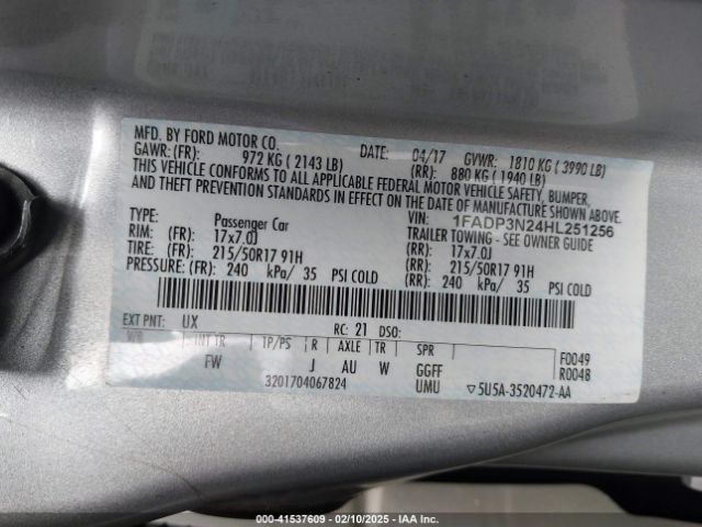 1FADP3N24HL251256 Ford Focus Titanium