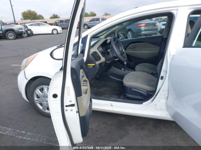 KNADM5A38E6334564 KIA RIO LX